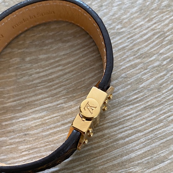 Louis Vuitton Monogram Bracelet with Gold Clasp - Picture 3 of 6